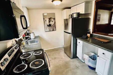 Blue Door Cottage 12 Miles To Yosemite Bbq Oakhurst Dış mekan fotoğraf